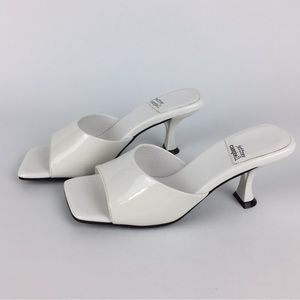NEW! Jeffrey Campbell Mules Mr Big Square Sandals Pebbled Patent Leather Size 8